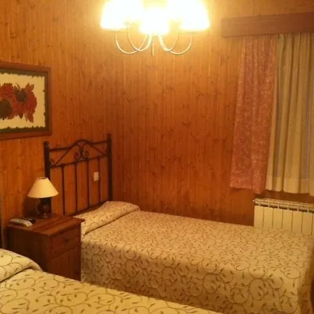 Pensionat A Cochera Ferrol