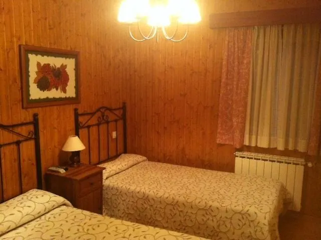 Πανσιόν A Cochera Φερόλ